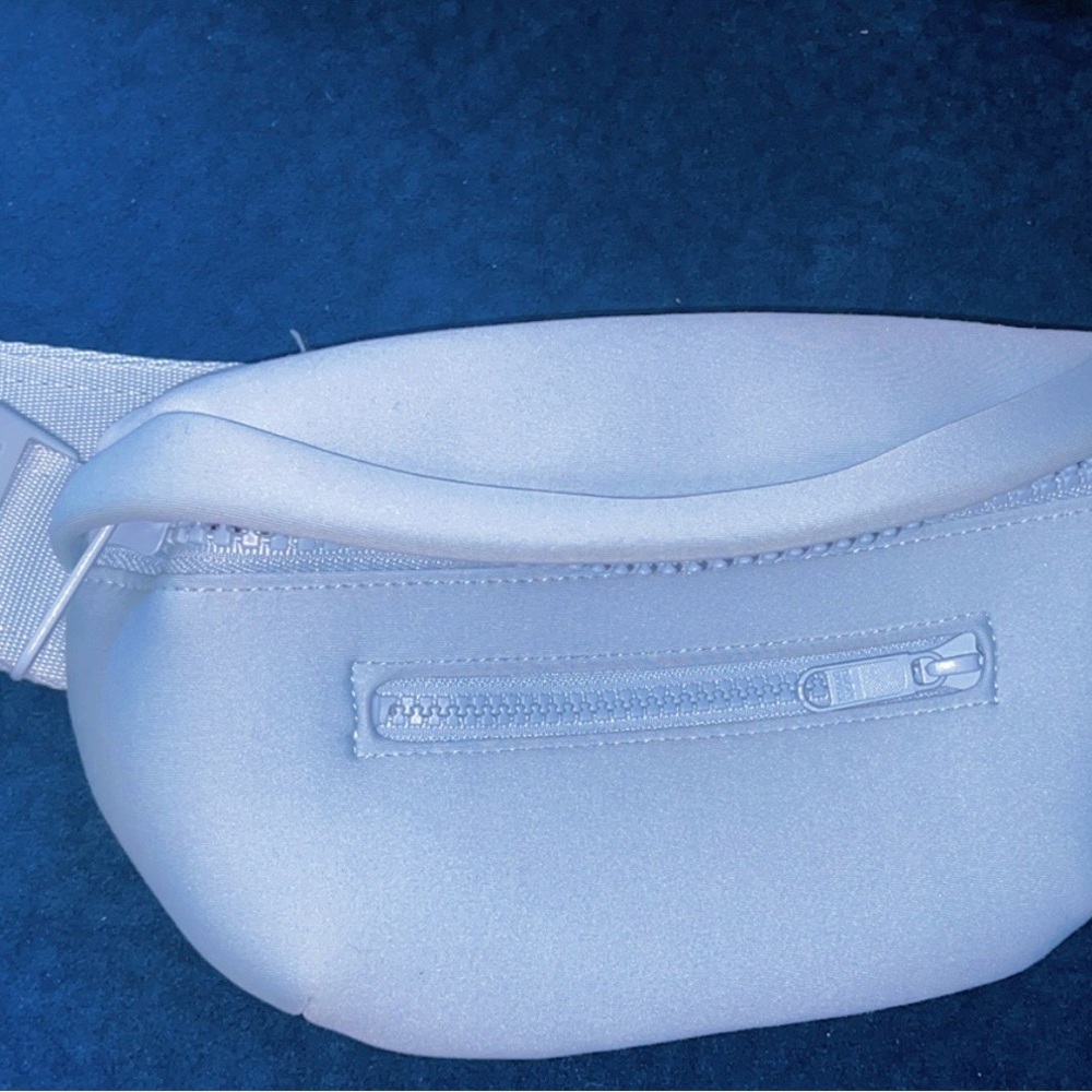 ππ Dagne Dover Fanny pack - Picture 7 of 9